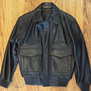 Roundtree and Yorke Dark Brown Genuine Leather Bomber Jacket. S
